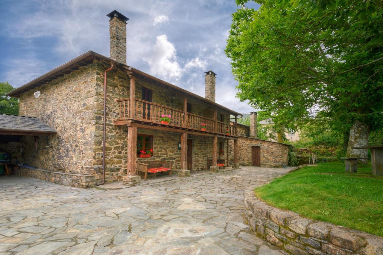 Casa Bouza Guest House Becerrea Exterior photo